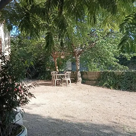 Maison Individuelle Plein Centre Avec Jardin ,Au Pied Du Mont Ventoux Malaucene Exterior photo