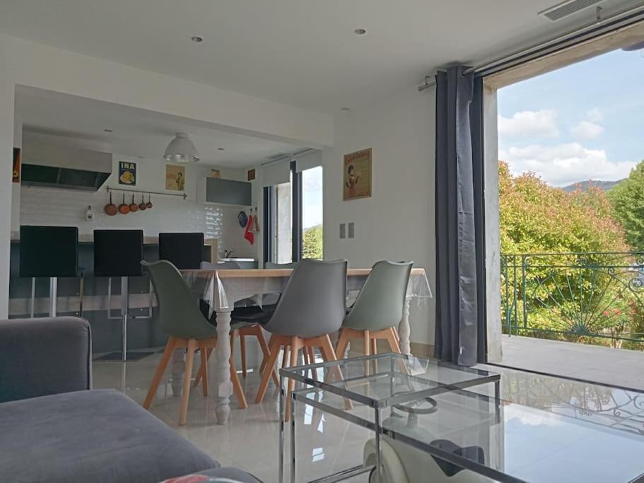 Maison Individuelle Plein Centre Avec Jardin ,au Pied Du Mont Ventoux Malaucene